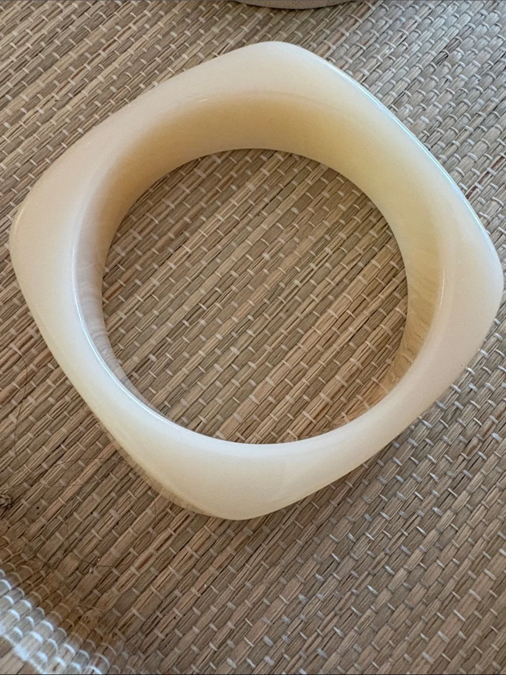 Neutral Cream Resin Statement Bangle Bracelet NWOT